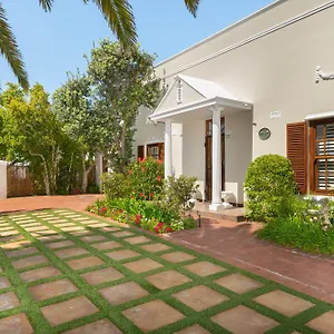  Apartment Meerendal Cottage-affordable Luxury-private Garden With Pool & Hot Tub Südafrika